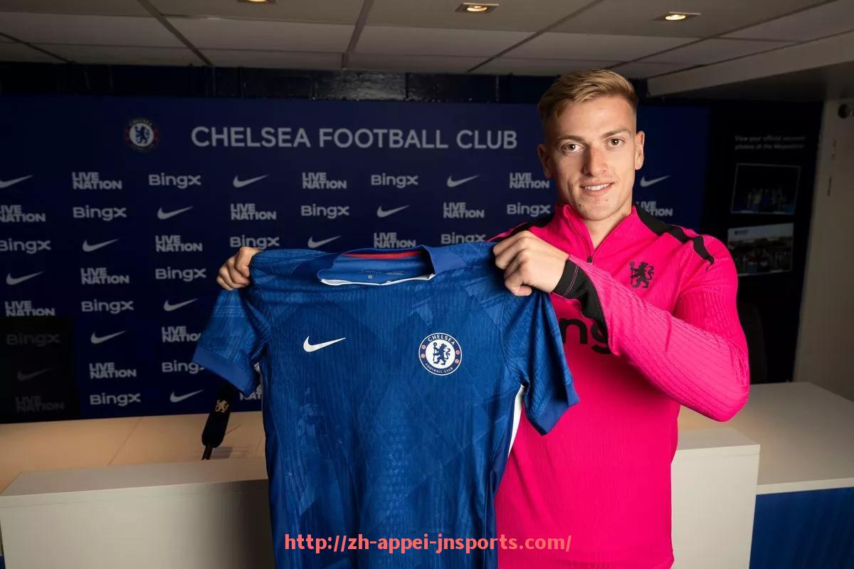 江南体育APP-2021赛季巴塞罗那欧冠表现回顾与战术评估